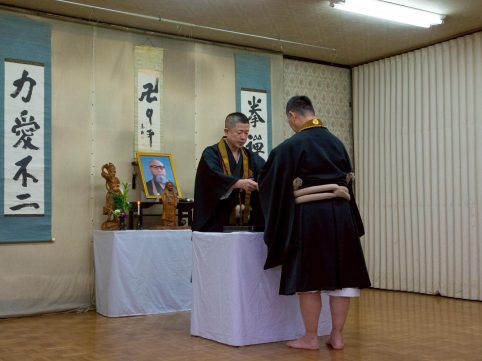 式典模様林先生